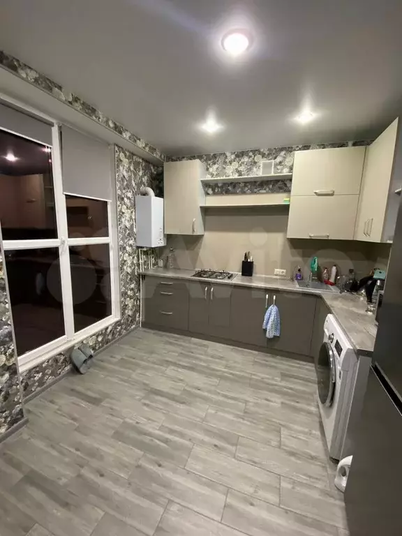 1-к. квартира, 40 м, 2/9 эт. - Фото 1
