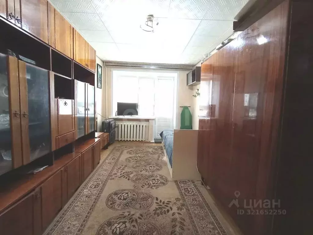 2-к кв. Саратовская область, Энгельс Полтавская ул., 15б (40.2 м) - Фото 0