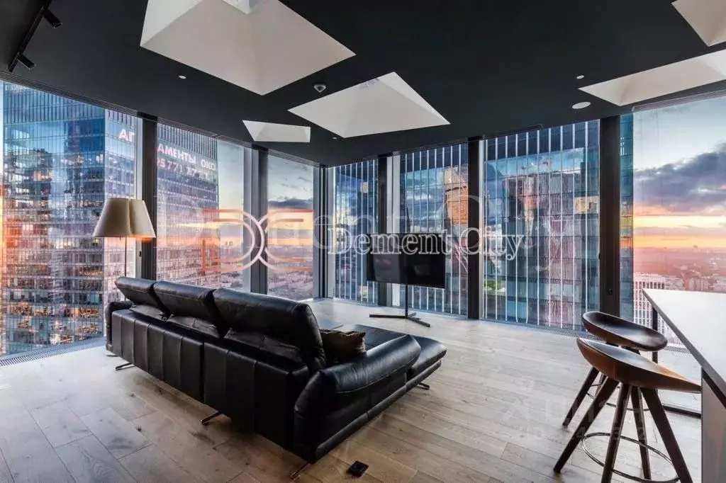 2-к кв. Москва 1-й Красногвардейский проезд, 22с2 (80.0 м) - Фото 0