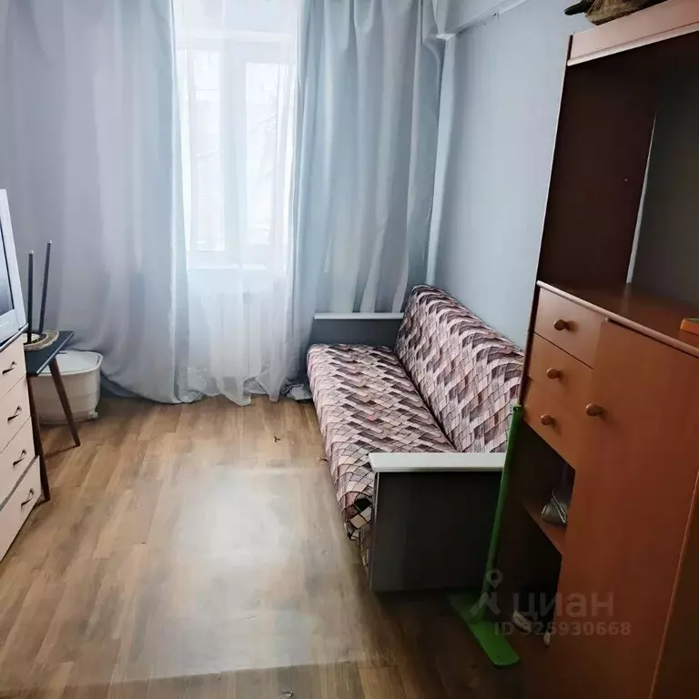 Комната Красноярский край, Красноярск ул. Кутузова, 23 (10.0 м) - Фото 1