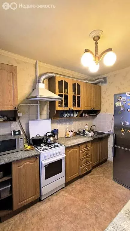 3-комнатная квартира: Новочебоксарск, улица 10-й Пятилетки, 32 (65.4 ... - Фото 1