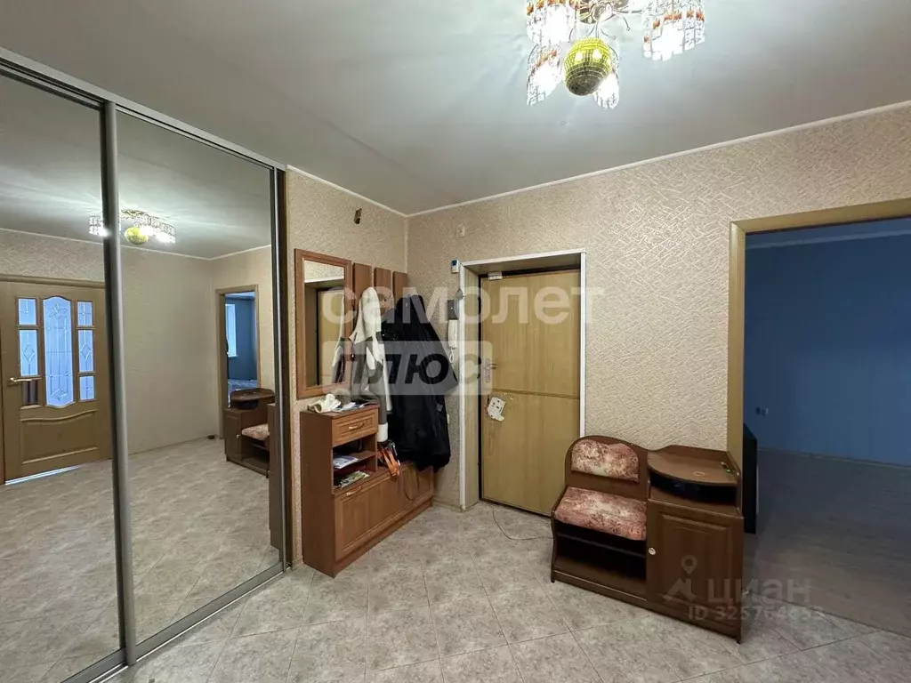 3-к кв. Волгоградская область, Волгоград ул. Маршала Еременко, 44 ... - Фото 2