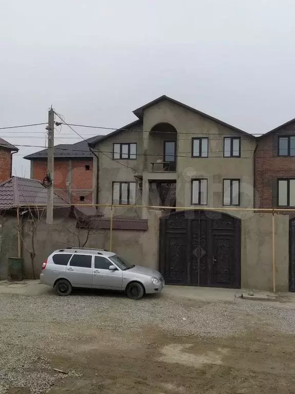 Дом 220 м на участке 2,5 сот. - Фото 0