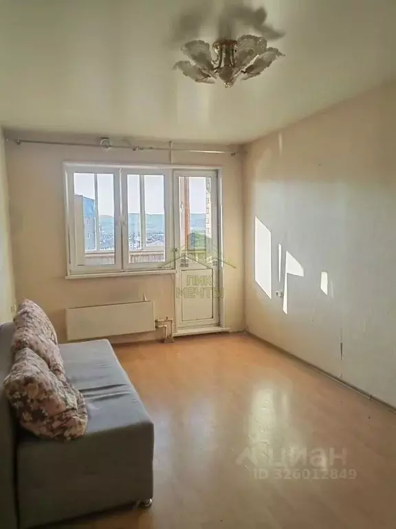 2-к кв. Бурятия, Улан-Удэ ул. Смолина, 54Б (67.7 м) - Фото 1