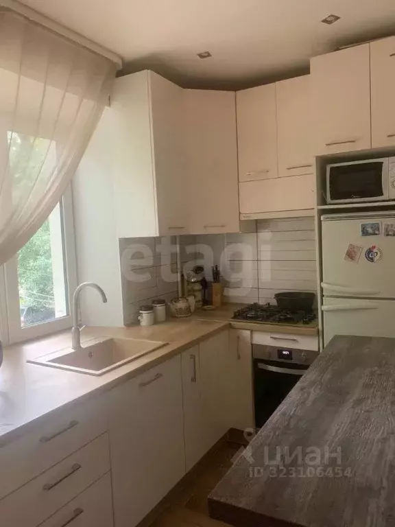 2-к кв. Воронежская область, Воронеж Ипподромная ул., 2 (46.1 м) - Фото 2