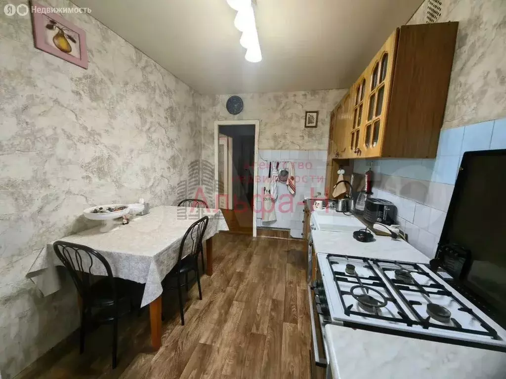 3-комнатная квартира: Ессентуки, улица Ермолова, 129 (66 м) - Фото 2