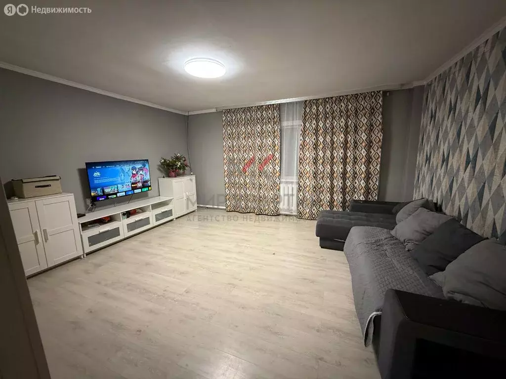 Дом в Республика Тыва, Кызылский кожуун, посёлок городского типа ... - Фото 1