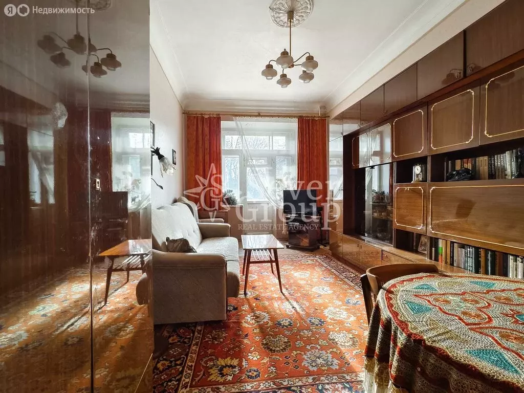 3-комнатная квартира: Санкт-Петербург, Заневский проспект, 13 (70 м) - Фото 1