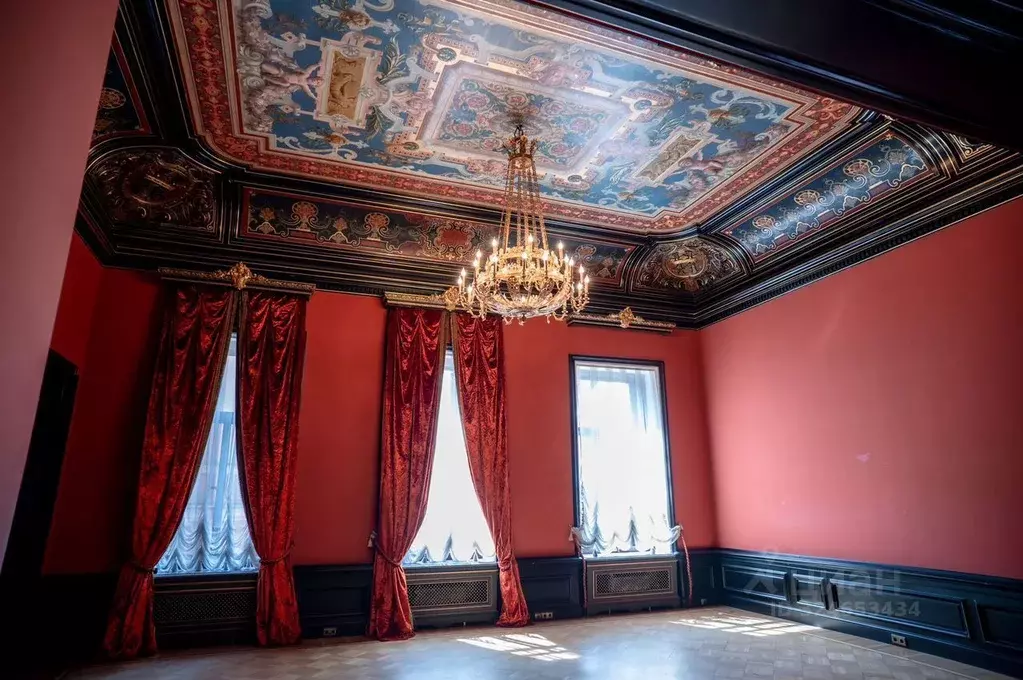 Торговая площадь в Санкт-Петербург ул. Чайковского, 29 (800 м) - Фото 1