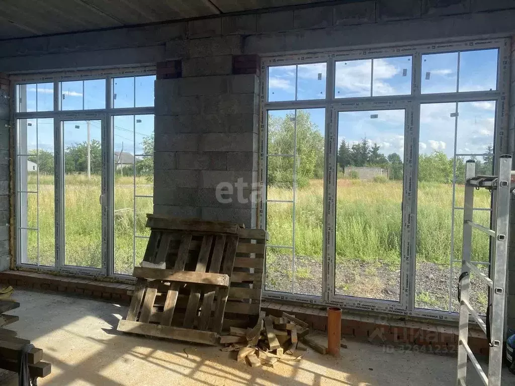 Дом в Калининградская область, Гвардейский муниципальный округ, пос. ... - Фото 2