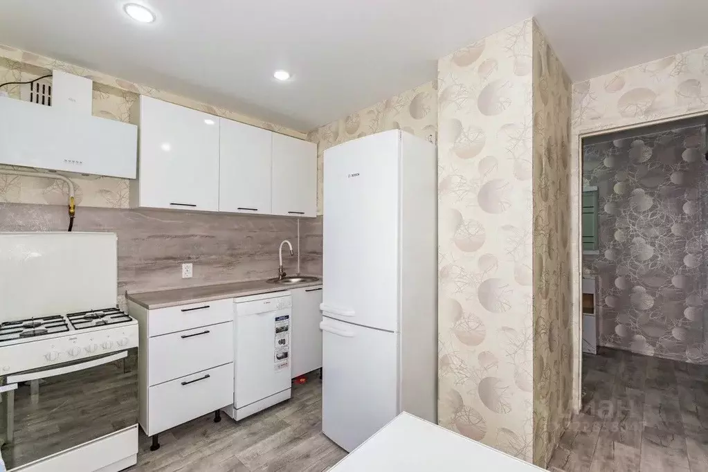 2-к кв. Свердловская область, Екатеринбург ул. Билимбаевская, 27 (44.2 ... - Фото 1