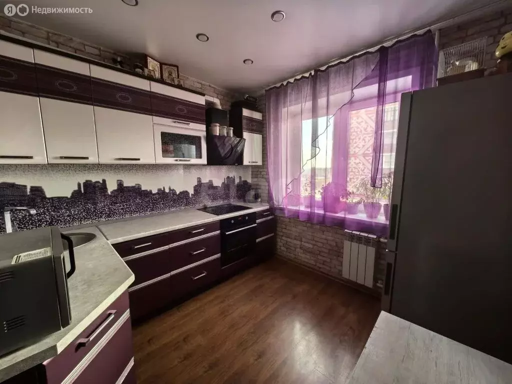 2-комнатная квартира: Бийск, улица Ильи Мухачёва, 256 (52.9 м) - Фото 1