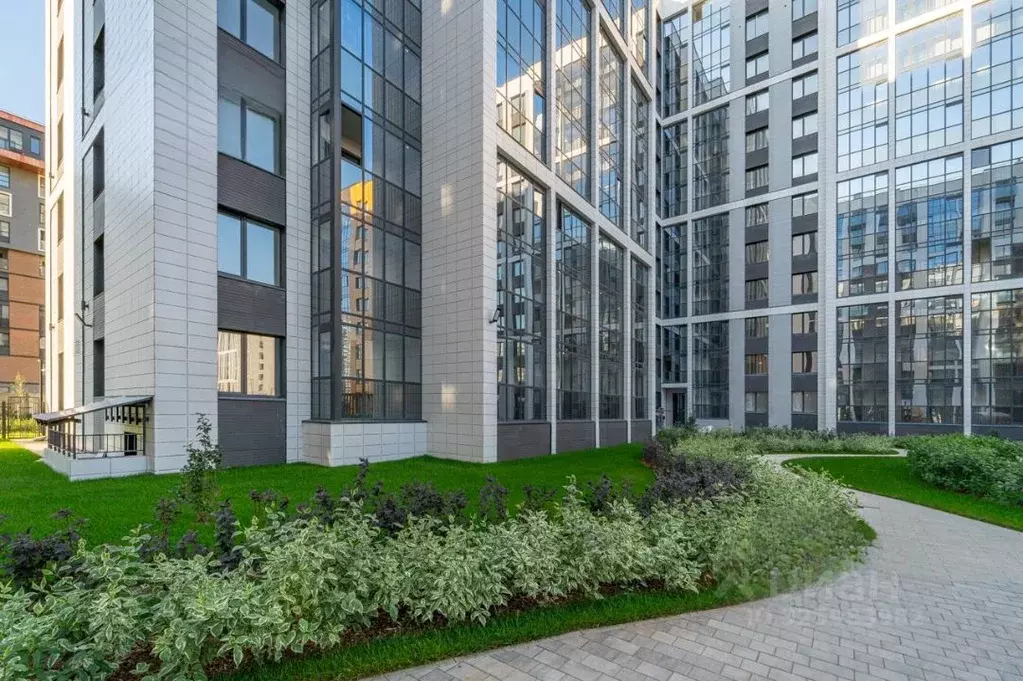 2-к кв. Санкт-Петербург Парашютная ул., 77к1 (71.03 м) - Фото 1