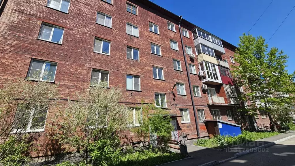 4-к кв. Кемеровская область, Новокузнецк ул. Сеченова, 13 (65.0 м) - Фото 0