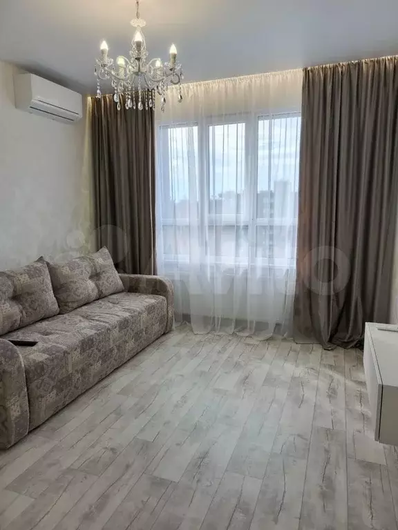 1-к. квартира, 40 м, 7/10 эт. - Фото 0
