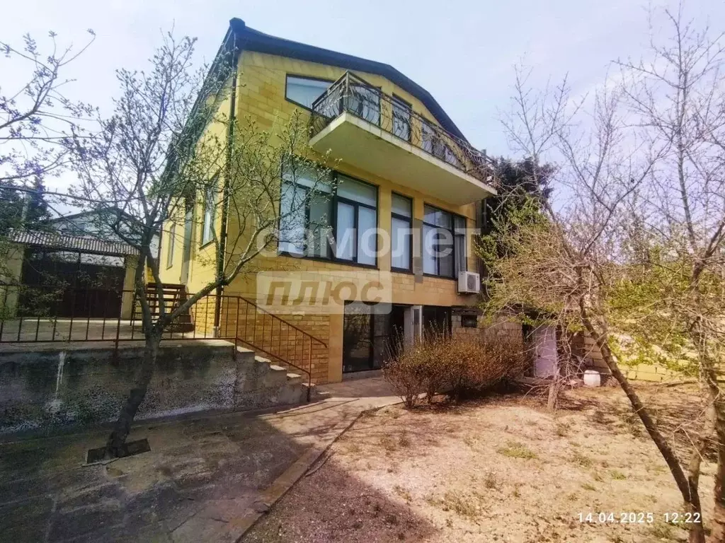 Дом в Дагестан, Дербентский район, с. Хазар ул. Мира, 115 (500 м) - Фото 0