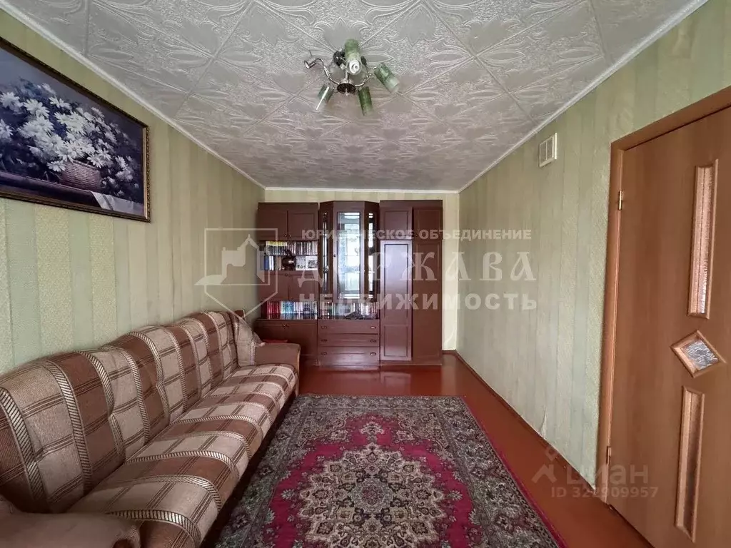 2-к кв. Кемеровская область, Междуреченск ул. Юности, 18 (52.0 м) - Фото 1