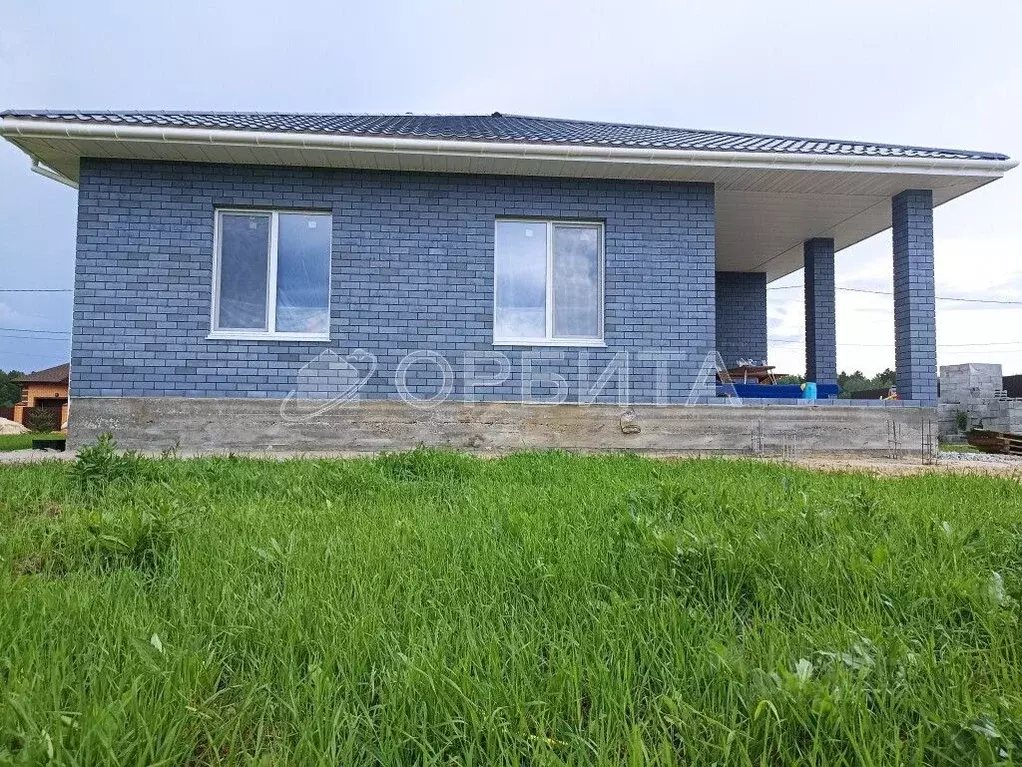 Дом в Тюменская область, Тюменский муниципальный округ, с. Кулига ул. ... - Фото 0