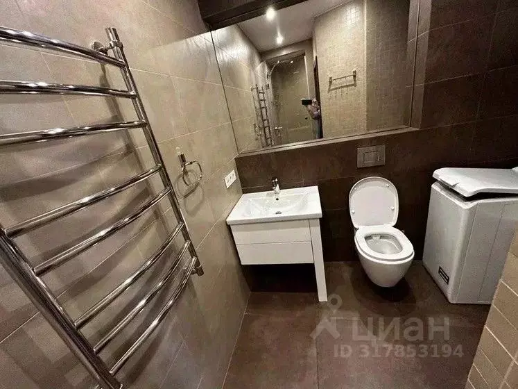 2-к кв. Красноярский край, Красноярск ул. Молокова, 28 (78.0 м) - Фото 1