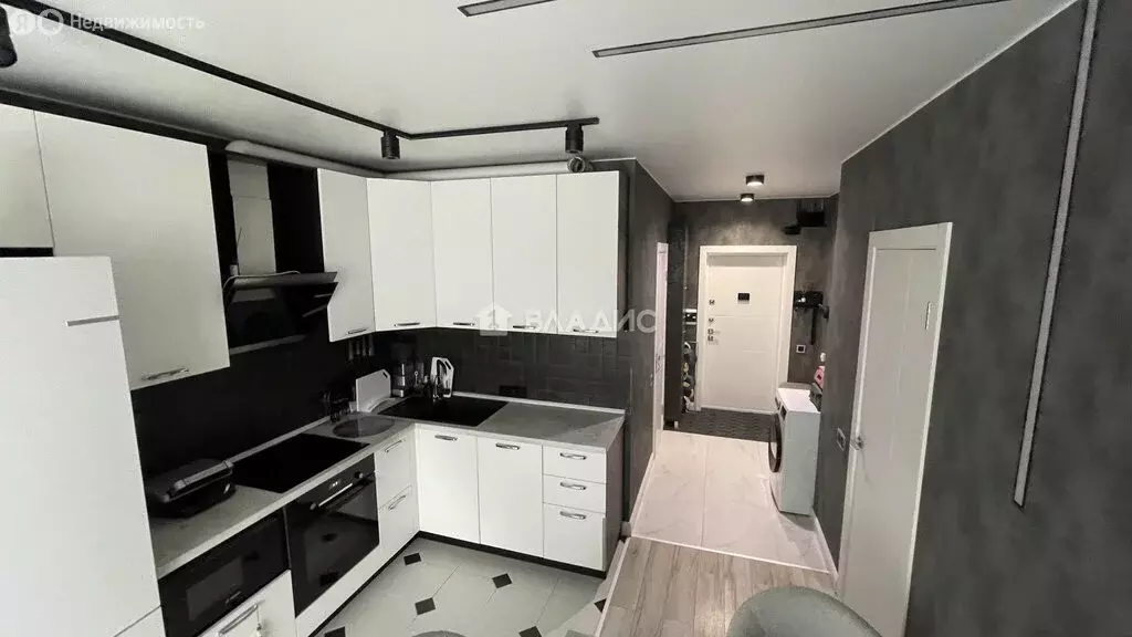 1-комнатная квартира: Мытищи, улица Красная Слобода, 7 (41 м) - Фото 0