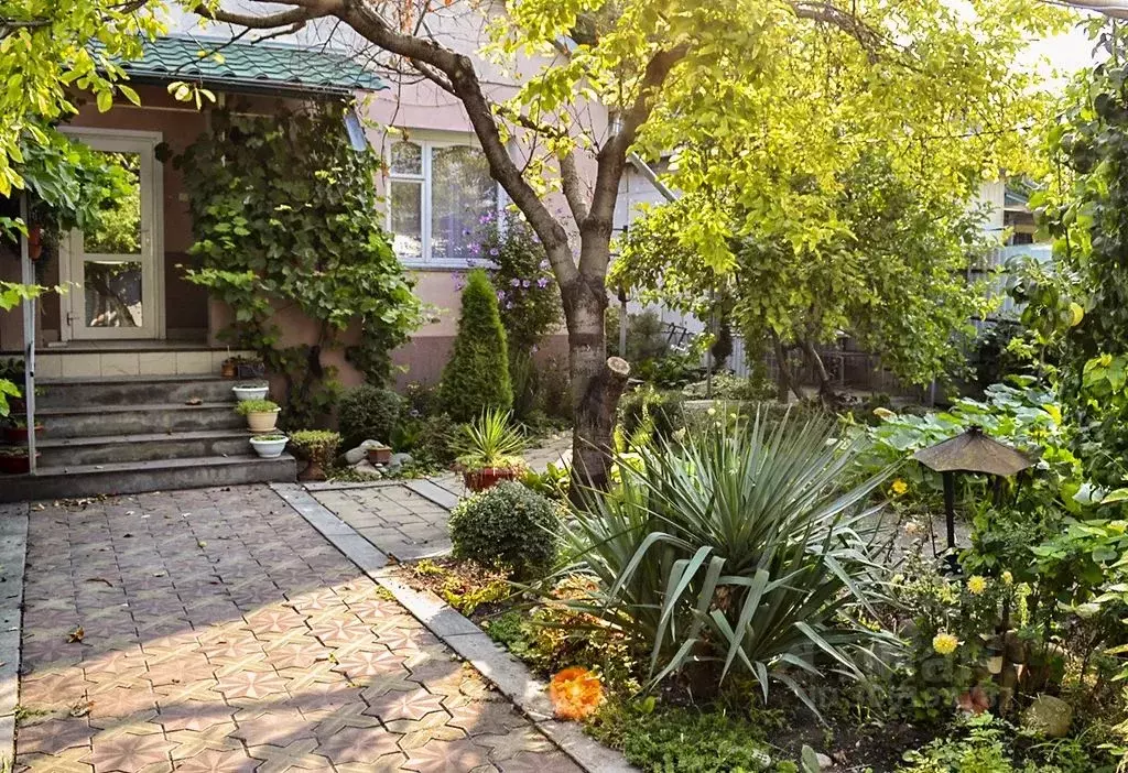 Дом в Ставропольский край, Ессентуки Ударный пер., 5 (90 м) - Фото 1