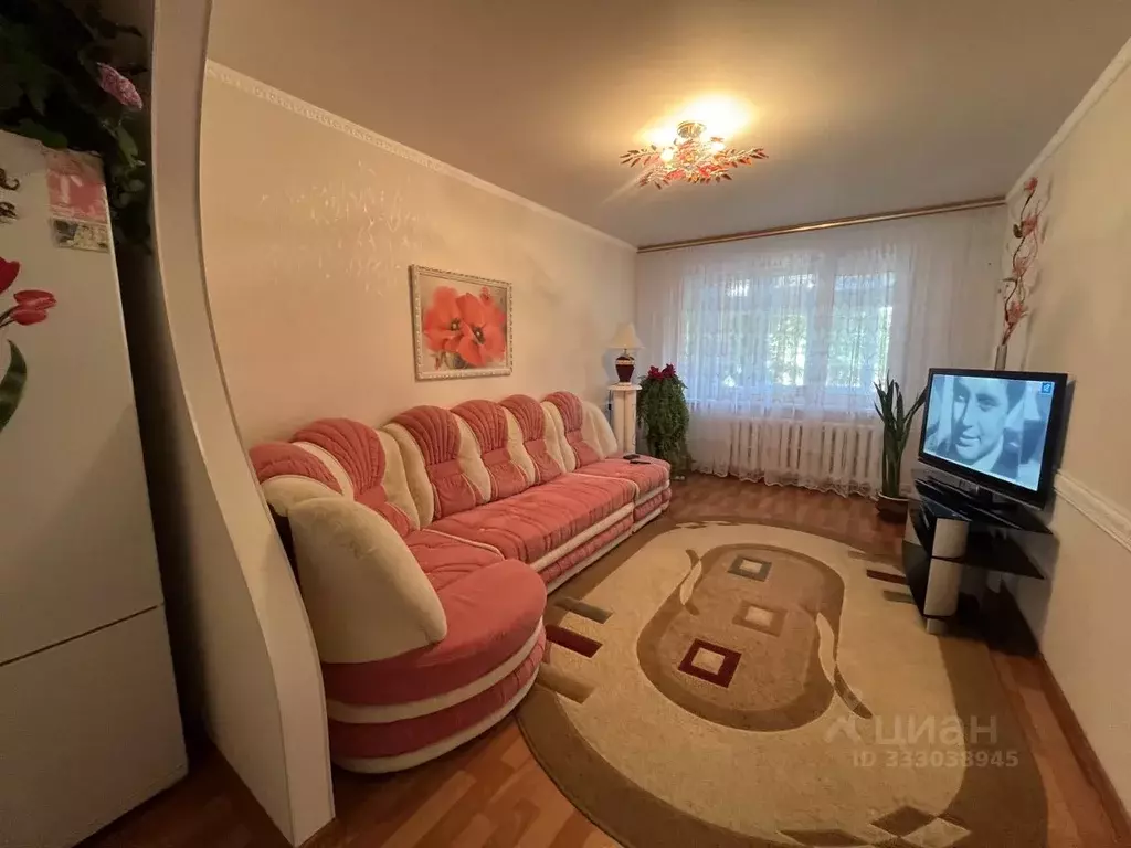 2-к кв. Волгоградская область, Камышин ул. Гагарина, 143 (44.0 м) - Фото 1
