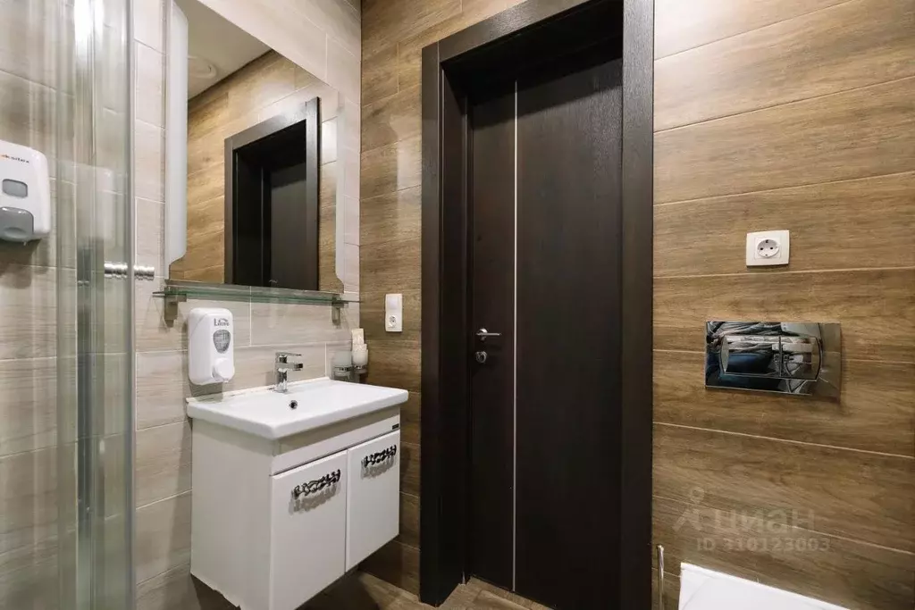 Комната Мурманская область, Мурманск ул. Генерала Журбы, 11 (18.0 м) - Фото 2