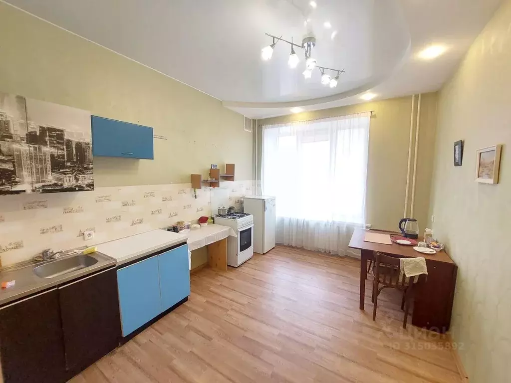 Студия Саратовская область, Балаково 1 Мая ул., 77 (80.0 м) - Фото 0
