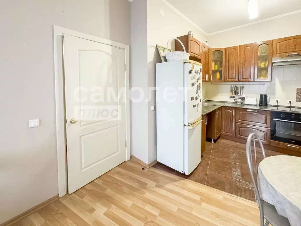 2-к кв. Кемеровская область, Кемерово Молодежная ул., 17 (46.6 м) - Фото 1