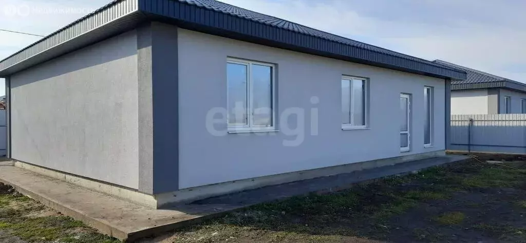 Дом в село Подстепки, улица Михаила Зюзина (120 м) - Фото 2