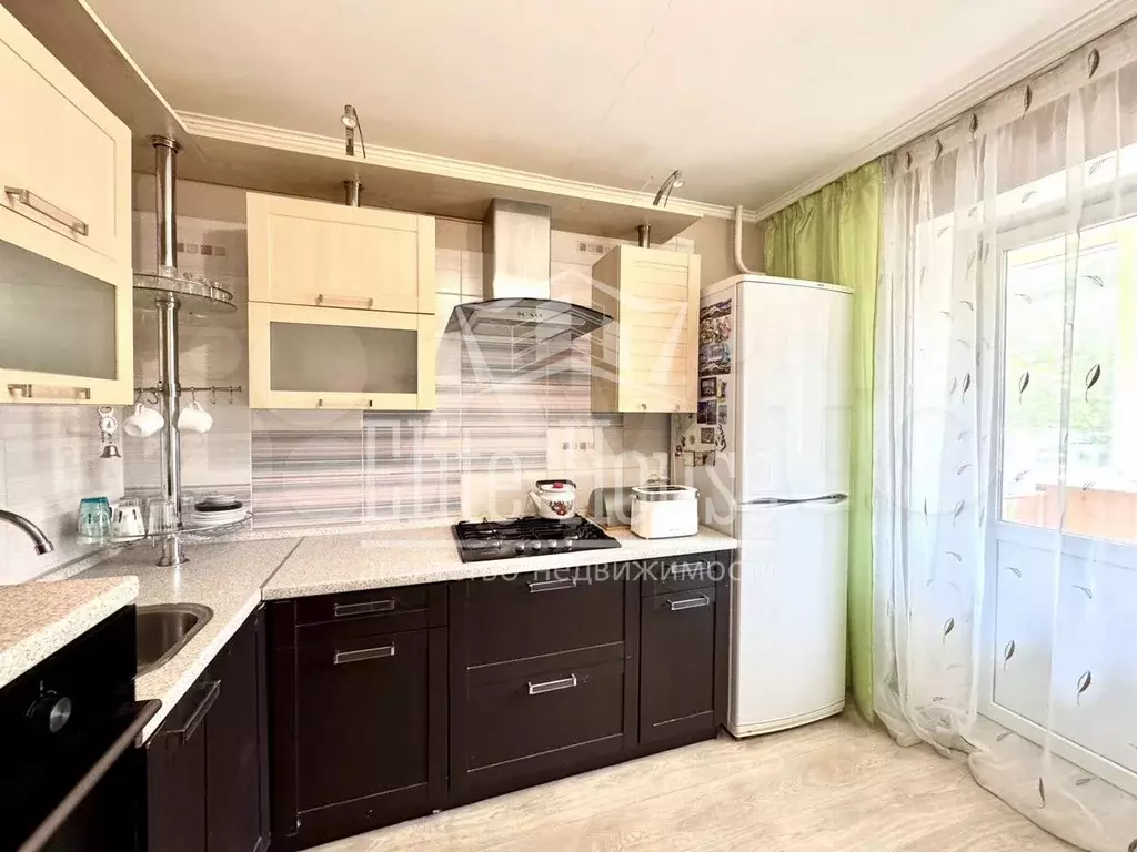 3-к. квартира, 95,7 м, 2/10 эт. - Фото 0