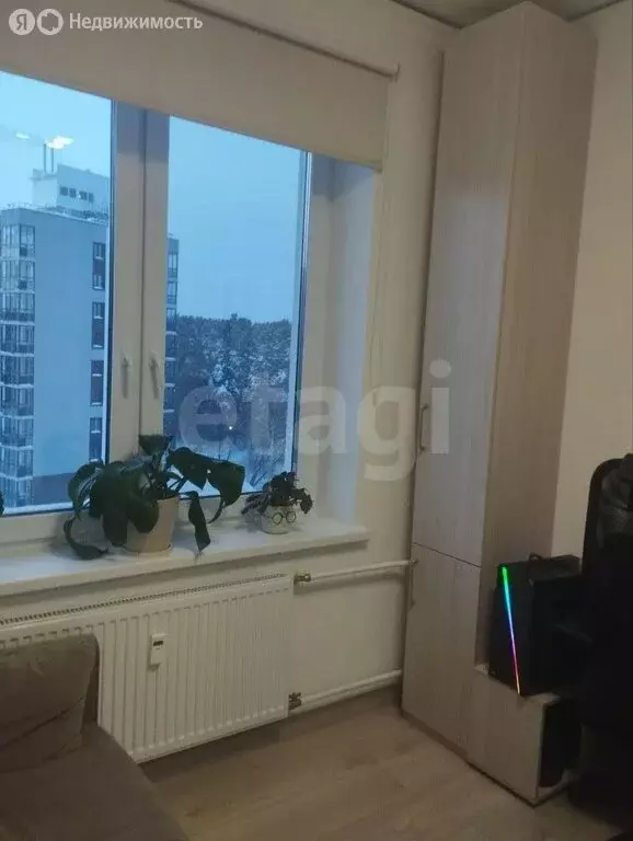 2-комнатная квартира: Тюмень, улица Парада Победы, 9 (49.4 м) - Фото 2