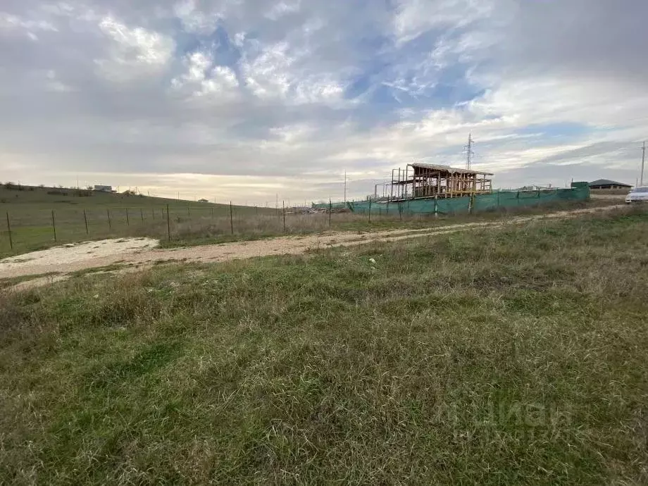 Участок в Крым, Симферопольский район, с. Доброе ул. Зеленая, 16 (6.0 ... - Фото 2