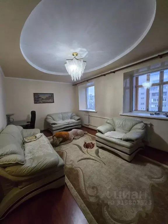 3-к кв. Омская область, Омск ул. Сулеймана Стальского, 12/1 (89.8 м) - Фото 1