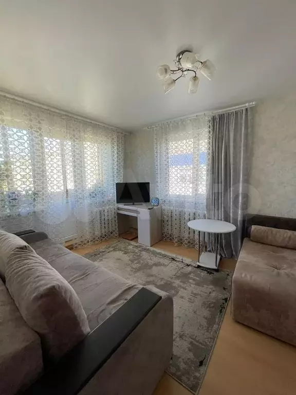 1-к. квартира, 30,7 м, 4/5 эт. - Фото 0