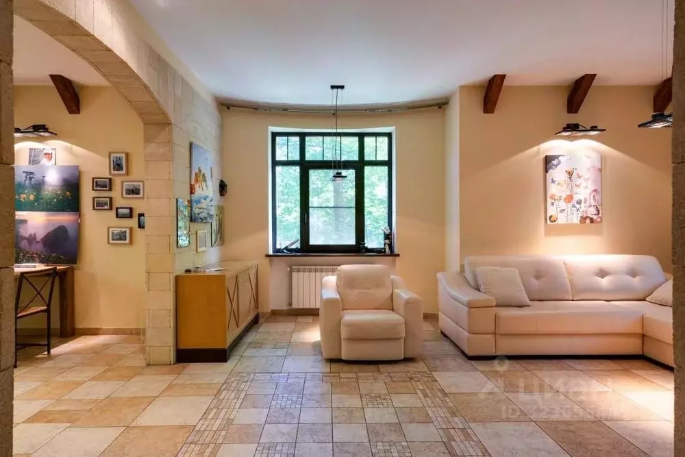 Дом в Москва ул. 8-я Новые Сады, 2 (210 м) - Фото 1