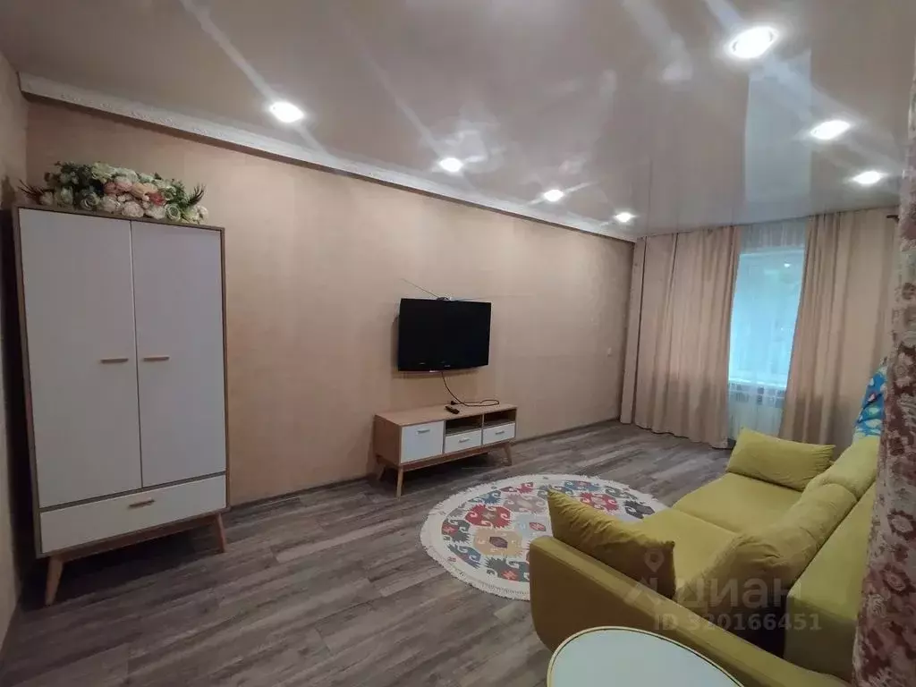 2-к кв. Саратовская область, Саратов ул. Мира, 23А (44.0 м) - Фото 0