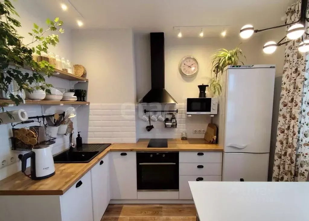 2-к кв. Ямало-Ненецкий АО, Муравленко ул. Муравленко, 31 (51.5 м) - Фото 1