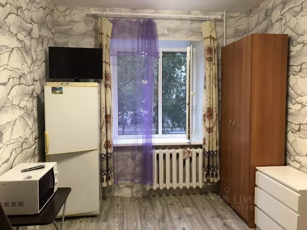 Комната Ханты-Мансийский АО, Сургут ул. Лермонтова, 6 (17.0 м) - Фото 1