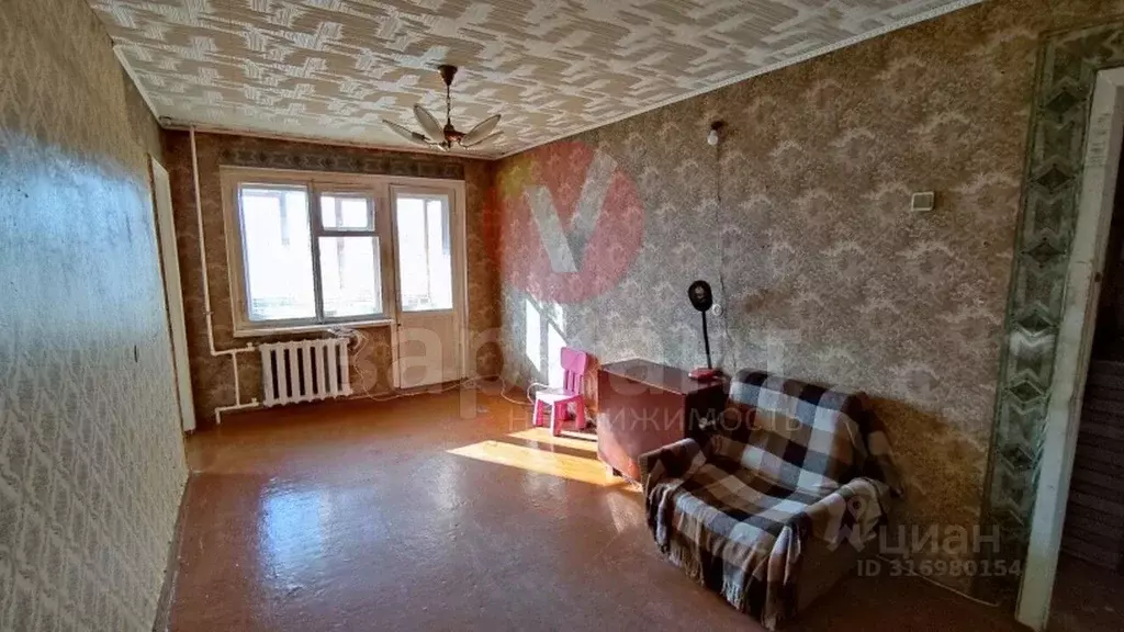 2-к кв. Омская область, Омск просп. Мира, 100В (40.0 м) - Фото 0