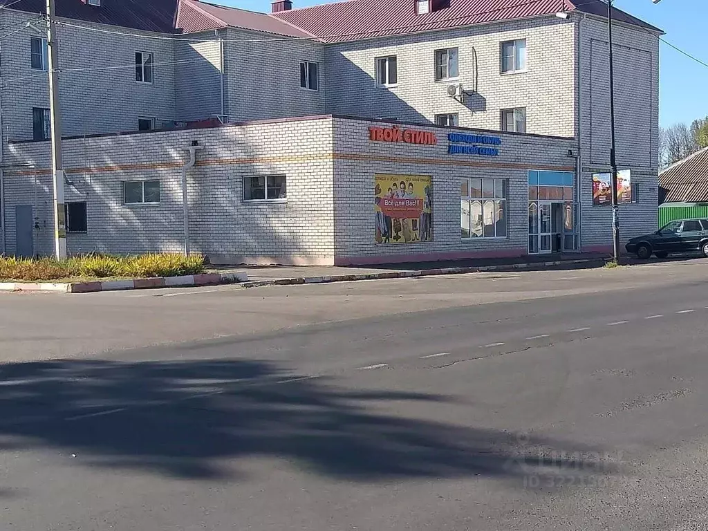 Торговая площадь в Курская область, Обоянь ул. Ленина, 86А (457 м) - Фото 1