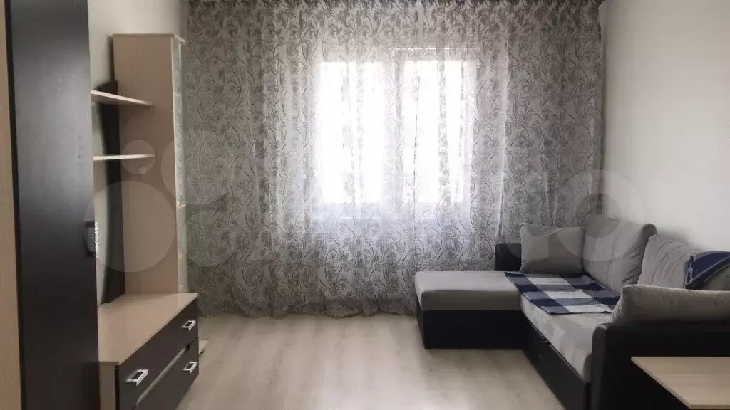 Квартира-студия, 24,8 м, 22/25 эт. - Фото 1