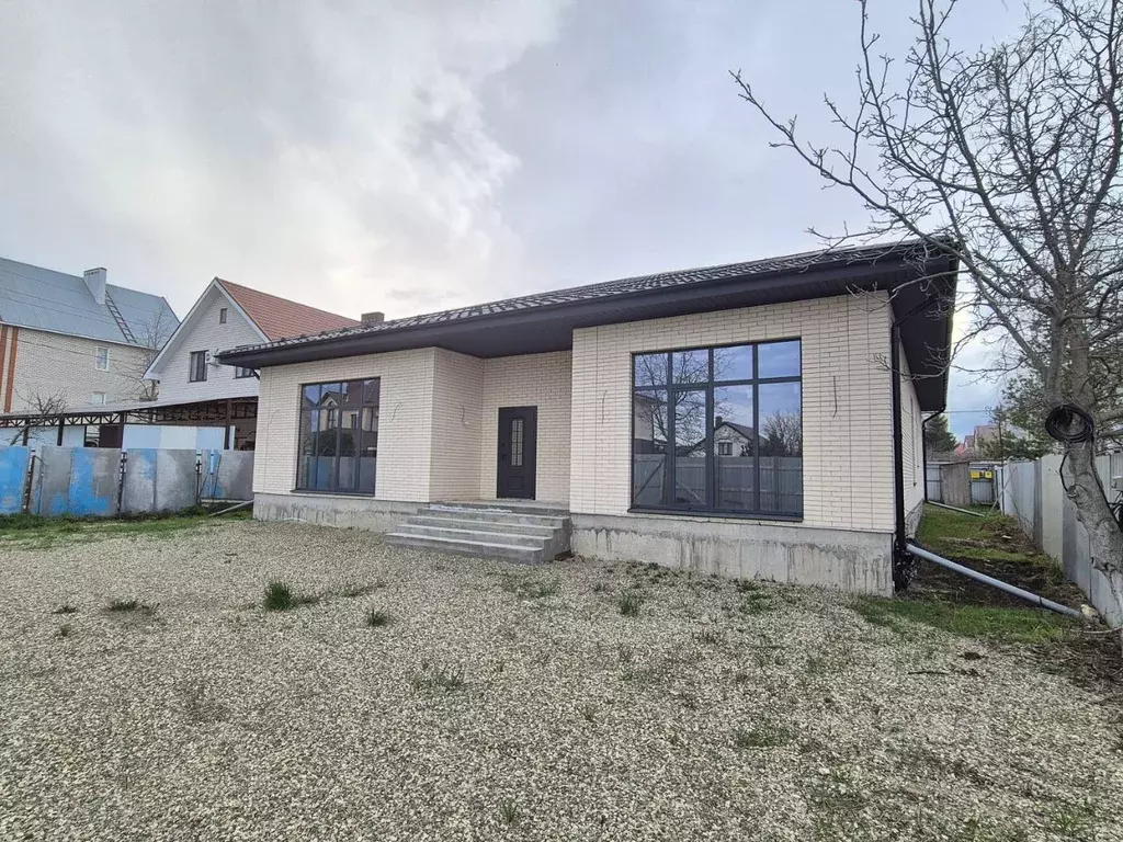Дом в Ставропольский край, Ставрополь бул. Зеленая Роща, 26/1 (235 м) - Фото 1