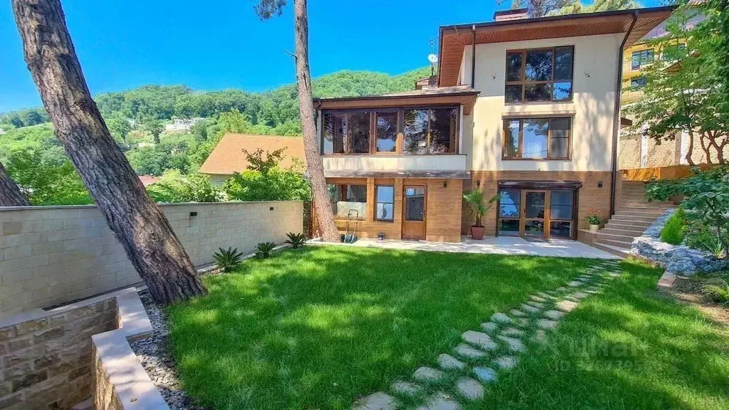 Дом в Краснодарский край, Сочи Совхоз Приморский мкр,  (220 м) - Фото 1