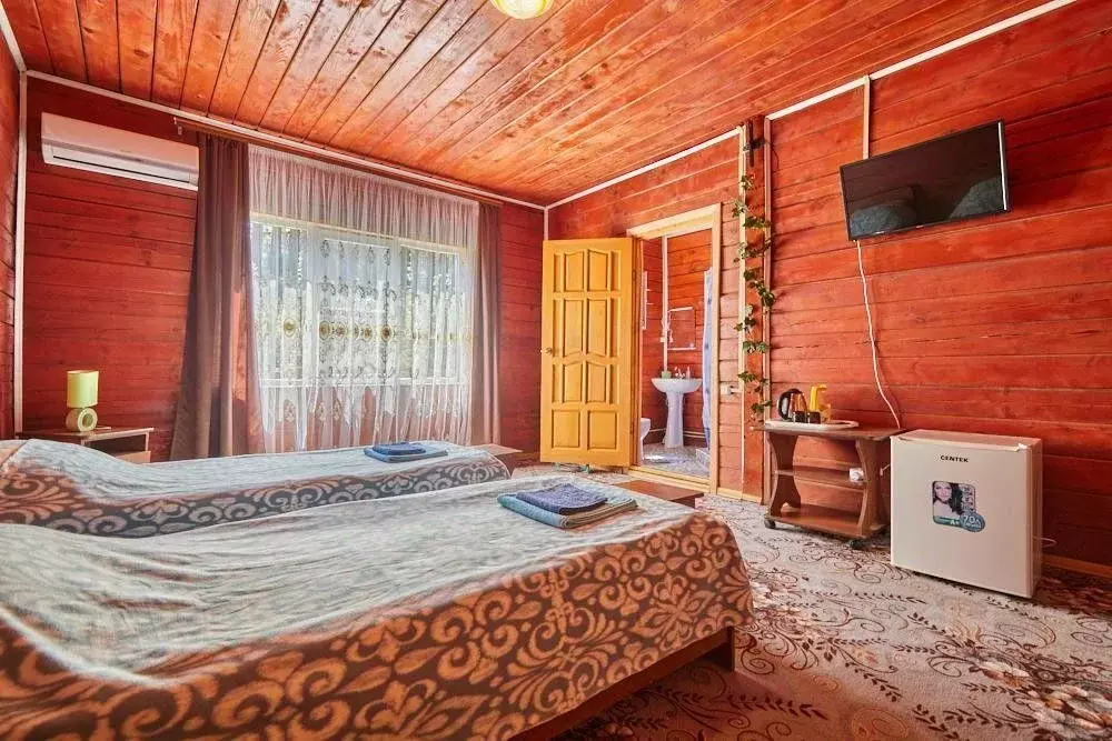 Комната Краснодарский край, Сочи Нижняя Хобза мкр, ул. ... - Фото 0