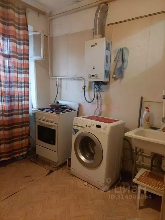 2-к кв. Ростовская область, Новочеркасск Спортивная ул. (45.0 м) - Фото 0