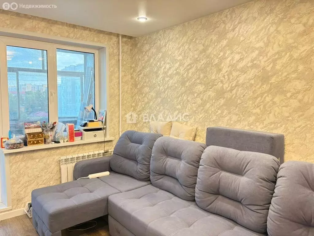 2-комнатная квартира: Тобольск, 7-й микрорайон, 20 (43.5 м) - Фото 1