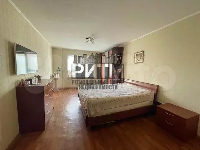 3-к. квартира, 77 м, 1/10 эт. - Фото 1