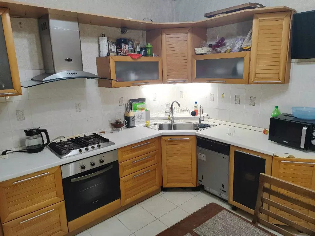 Продается 3-комнатная квартира - Фото 2