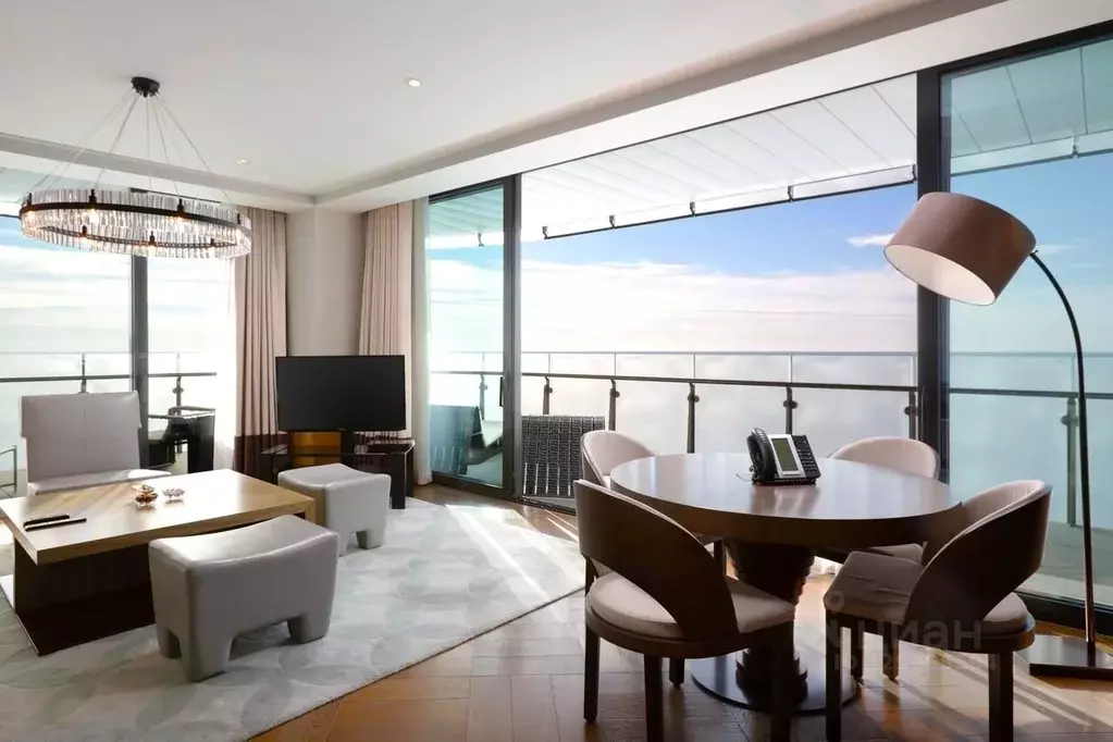 3-к кв. Краснодарский край, Сочи Центральный мкр, ул. Орджоникидзе, 17 ... - Фото 1